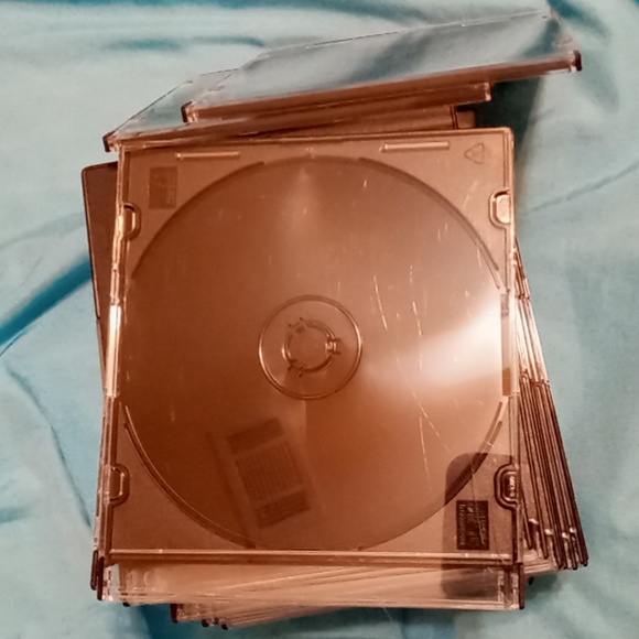 40+ CD jewel cases - Picture 2 of 5